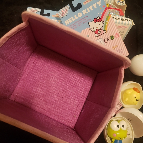 SANRIO LOT #2 - Hello Kitty and Friends: Squishies! Backpack! Collectibles! 12pk - Picture 15 of 16